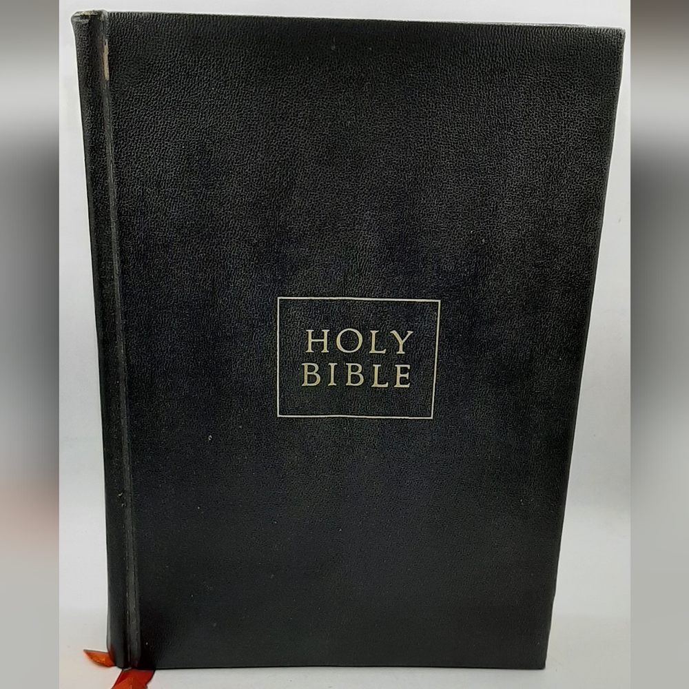 The Holy Bible 1971 1st. Edition Readers Digest King James Version Illustrated